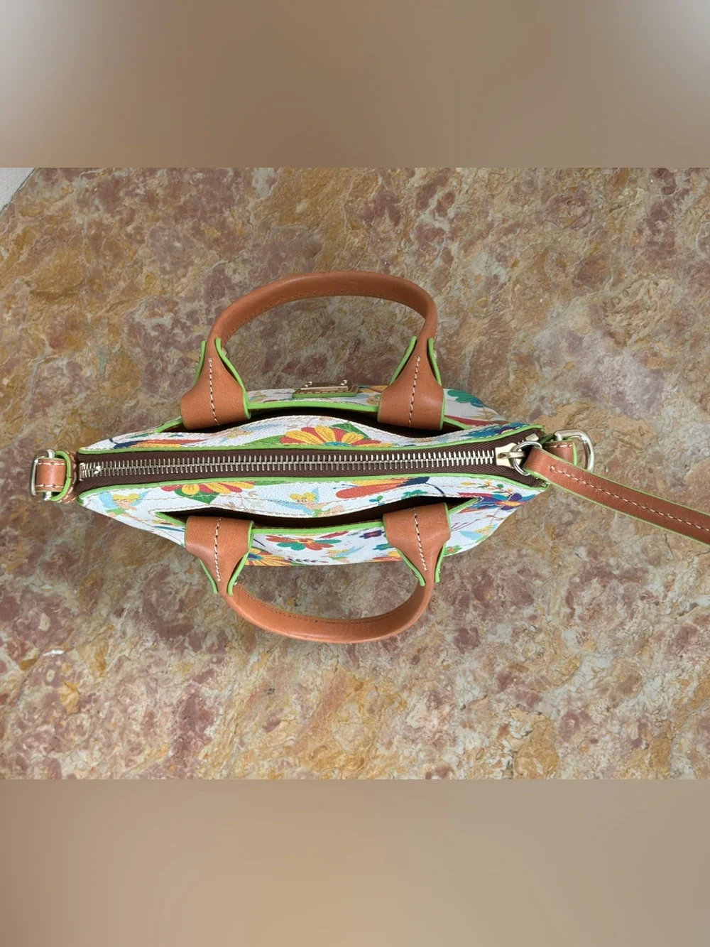 Dooney & Bourke 🧚‍♂️✨ flitterific